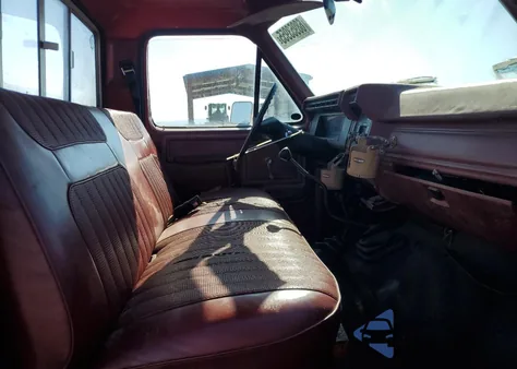 1984 Ford F250 from USA, damaged, VIN 2FTEF26G9ECA57656